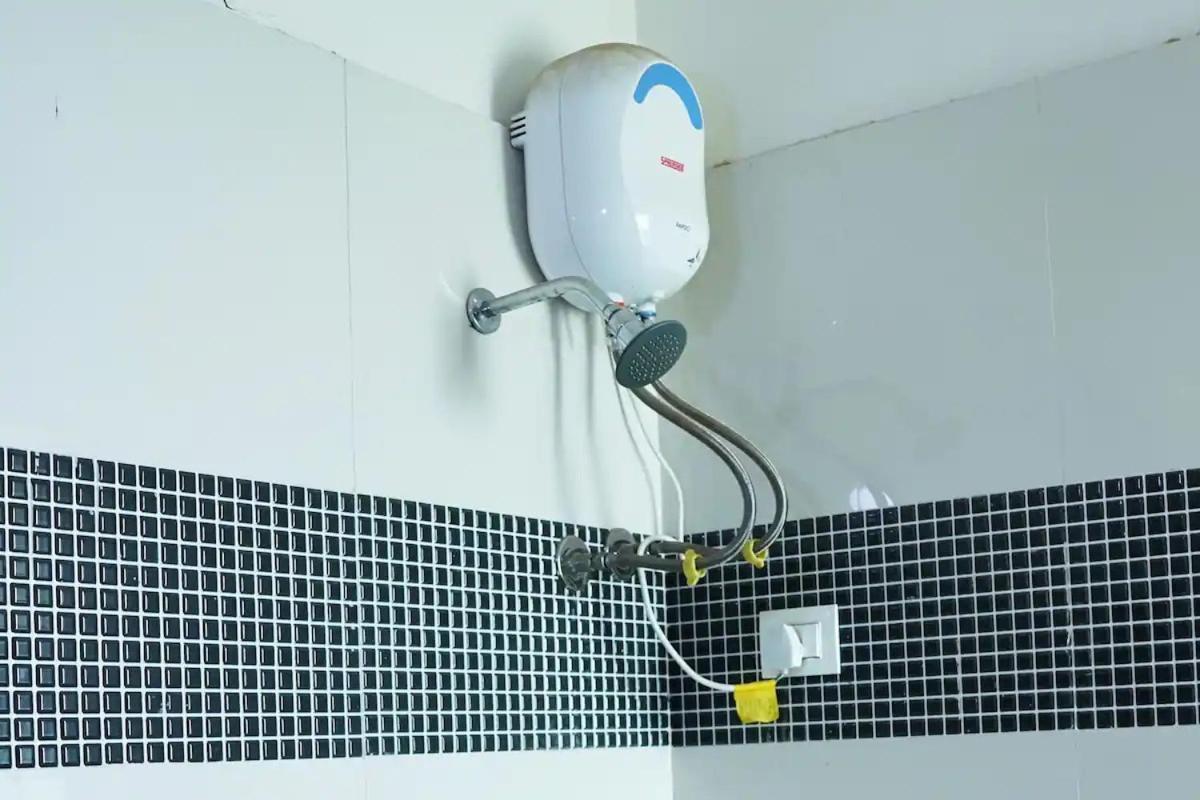 7 Seasons Palm Suite With Sky Orbit, Balcony, Swimming Pool, Wifi, Playground Rajkot Exterior photo
